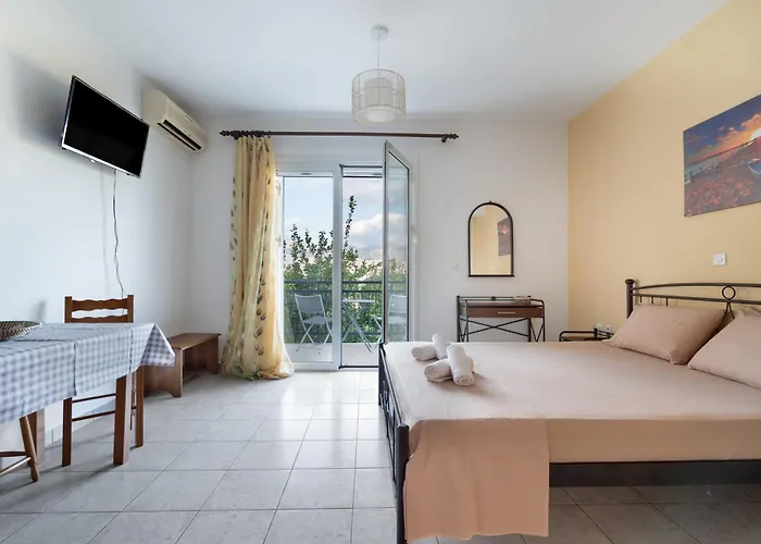 Anna's 1 Cozy For 3 * Lixouri