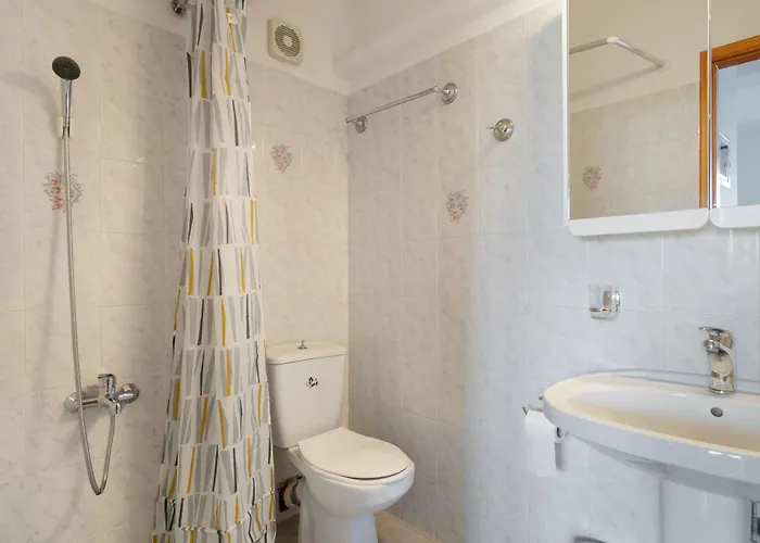 Anna's 1 Cozy For 3 * Lixouri