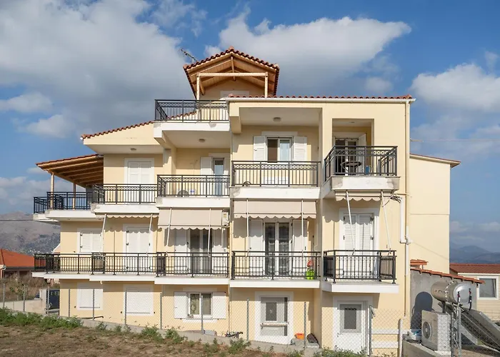 Anna's 1 Cozy For 3 * Lixouri